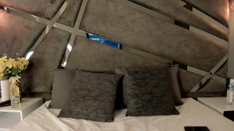 chloee_parkerr online show from 03/31/26, 03:30