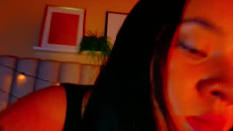 C H L O E  online show from 02/21/26, 11:33