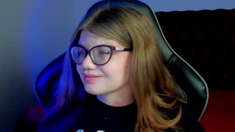 ChloeHalses online show from 03/29/26, 05:02