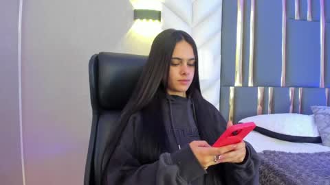  Chloe Harper  online show from 05/23/26, 11:47