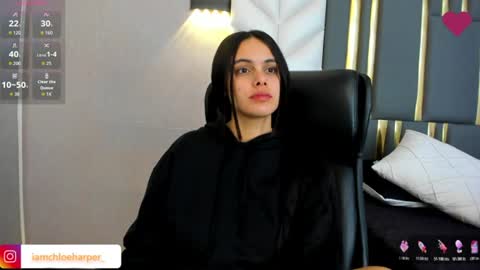 Snapshot of chloeharper_ chatting on 07/19/26, 01:04 Chloe Harper online show from 07/19/26, 01:04