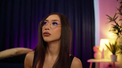 Chloe online show from 09/15/25, 06:35