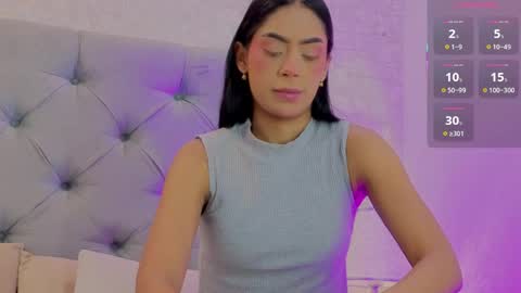 C H L O E  M O O N online show from 04/02/26, 10:57