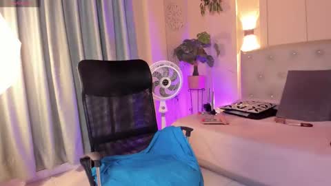 Chloe rosse online show from 03/28/26, 01:16