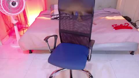 Chloe rosse online show from 05/15/26, 11:34