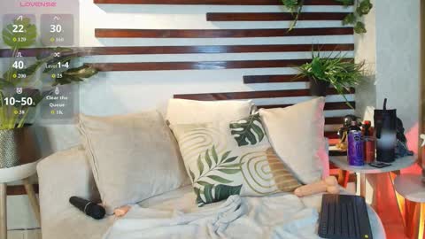 .. Chloe .. online show from 01/31/26, 07:56