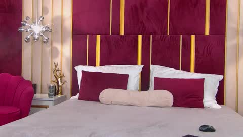 Chloe online show from 02/26/25, 09:32