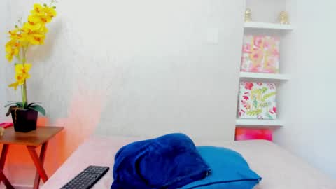 Chloe  online show from 05/21/26, 08:49
