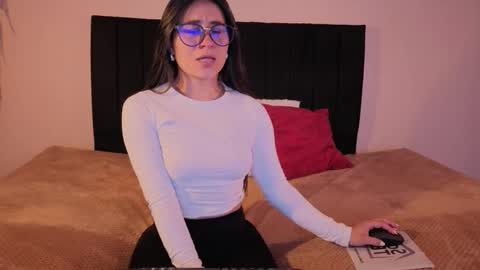 ChloeTurner  online show from 01/12/26, 08:58