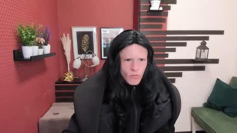 Chloe online show from 09/29/25, 10:42