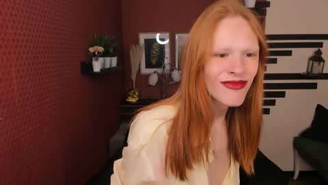 Chloe online show from 11/03/25, 12:06