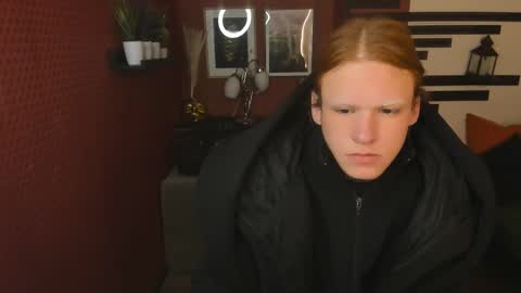 Chloe online show from 11/26/25, 11:00