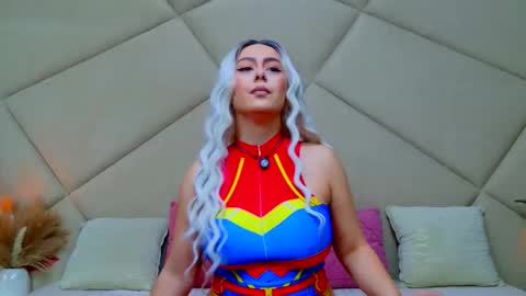 Chloe Vee online show from 01/13/26, 06:08