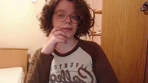 chmiri online show from 02/09/25, 09:26