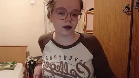 chmiri online show from 03/10/25, 12:15