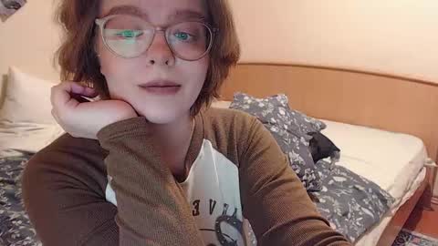 chmiri online show from 10/19/25, 01:01