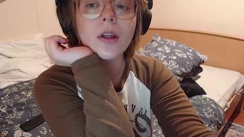 chmiri online show from 10/24/25, 11:17