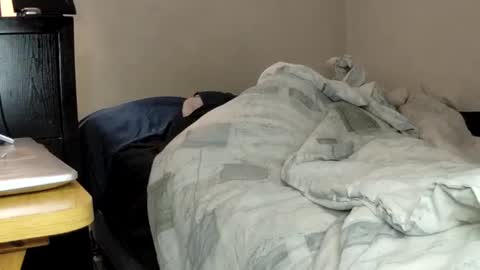 Snapshot of chocdude2877 chatting on 01/01/25, 08:02 Choc online show from 01/01/25, 08:02