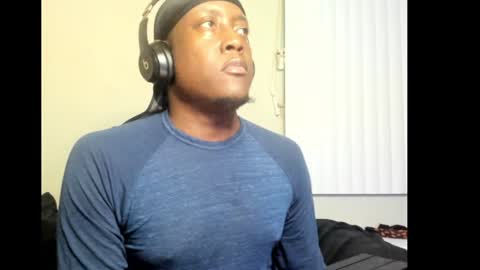 Snapshot of chocdude2877 chatting on 01/05/25, 03:11 Choc online show from 01/05/25, 03:11