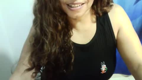 chochohot45 online show from 12/19/24, 04:45