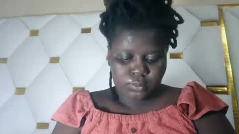 Paula online show from 12/16/25, 06:51