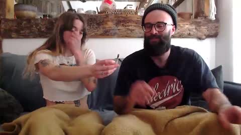 chocobear89 online show from 02/13/25, 06:38