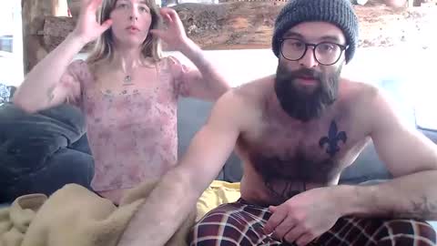 chocobear89 online show from 02/14/25, 04:41