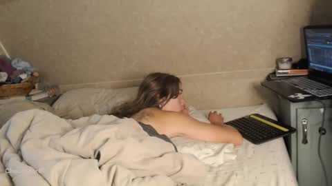 chocobear89 online show from 10/11/25, 12:15