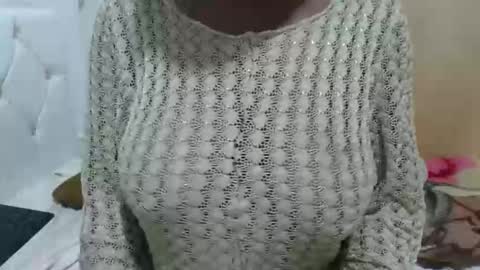 Choco online show from 11/08/25, 04:34