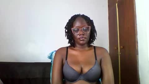 chocolate babes online show from 11/11/25, 12:49
