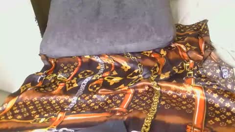 Snapshot of chocolate_peggy chatting on 04/03/26, 11:25 chocolate_peggy online show from 04/03/26, 11:25