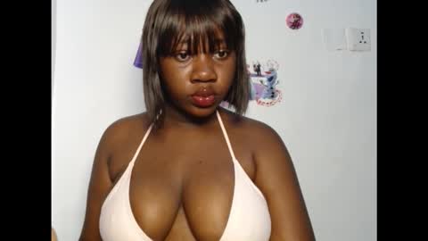 chocolateassgirl61 online show from 09/11/25, 08:36