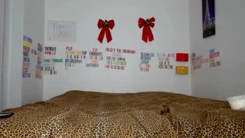 Snapshot of chocolatebunnyxx69 chatting on 02/10/25, 11:55 Melina online show from 02/10/25, 11:55