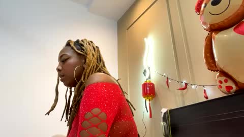 ChocolateCakeQueen online show from 02/15/25, 02:15