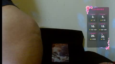 Snapshot of chocolatemilkebony chatting on 04/23/26, 05:52 chocolatemilkebony online show from 04/23/26, 05:52