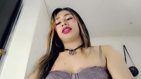 chocolatetriplex online show from 10/27/25, 06:23