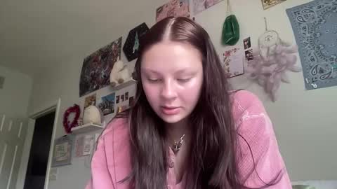 chocolatevanillaswirl3 online show from 02/18/26, 04:25