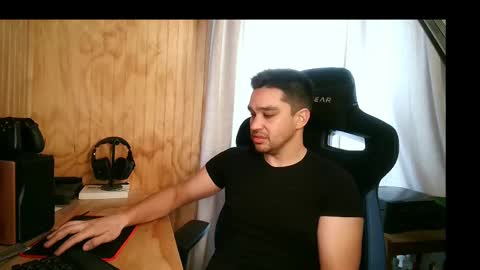 Snapshot of chocomate chatting on 10/01/25, 12:55 chocomate online show from 10/01/25, 12:55