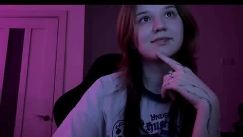 Lissa online show from 11/27/25, 06:21