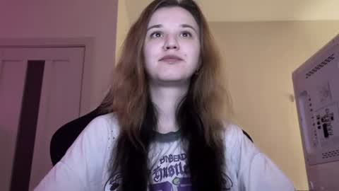 Lissa online show from 07/11/26, 10:33