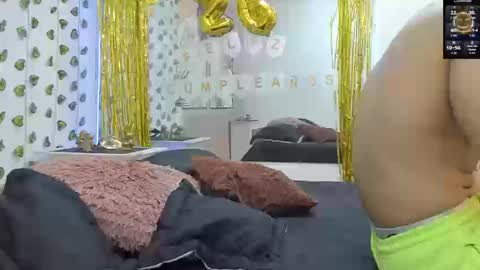 Snapshot of choreythaiylor chatting on 09/19/25, 01:23 Chorey Thaylor online show from 09/19/25, 01:23