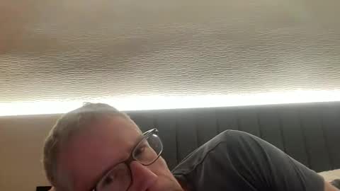 choupipat1 online show from 10/21/25, 10:54