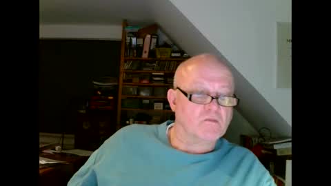 Chris online show from 03/09/25, 07:48