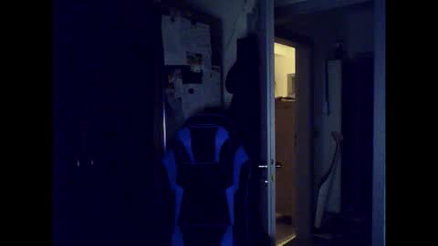 Snapshot of chris250268 chatting on 11/22/25, 01:59 Chris online show from 11/22/25, 01:59