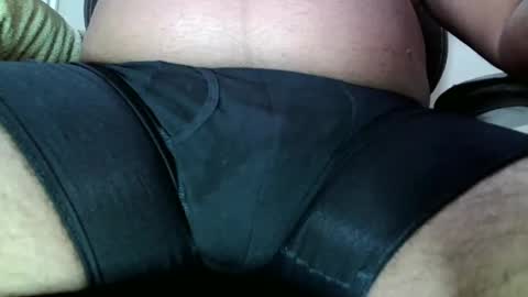 Snapshot of chris4u4fun chatting on 10/27/25, 02:26 Chris4u4fun online show from 10/27/25, 02:26