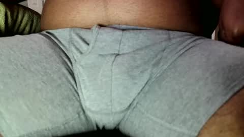 Snapshot of chris4u4fun chatting on 10/27/25, 04:33 Chris4u4fun online show from 10/27/25, 04:33