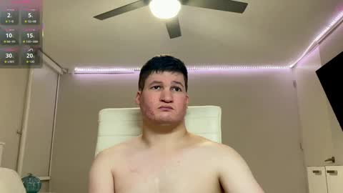 Snapshot of chris___evanss chatting on 09/19/25, 10:43 Chris Evens online show from 09/19/25, 10:43