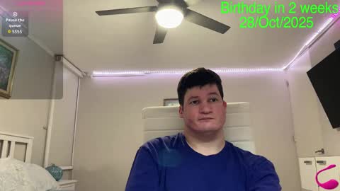 Snapshot of chris___evanss chatting on 10/09/25, 12:19 Chris Evens online show from 10/09/25, 12:19