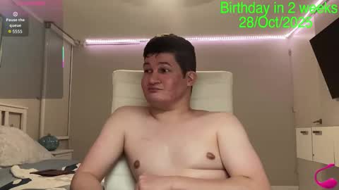 Snapshot of chris___evanss chatting on 10/11/25, 01:38 Chris Evens online show from 10/11/25, 01:38