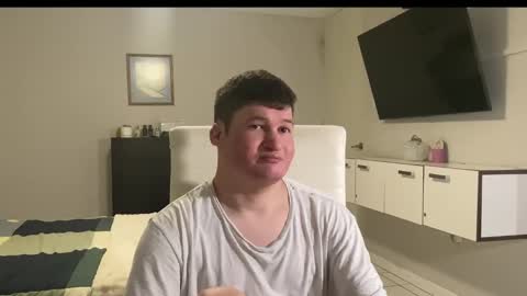 Snapshot of chris___evanss chatting on 11/12/25, 11:58 Chris Evens online show from 11/12/25, 11:58